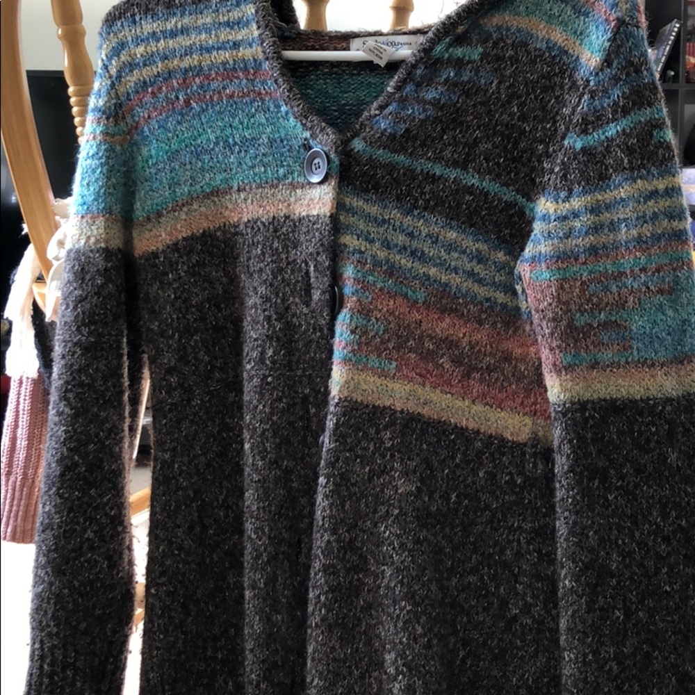 Hooded sweater